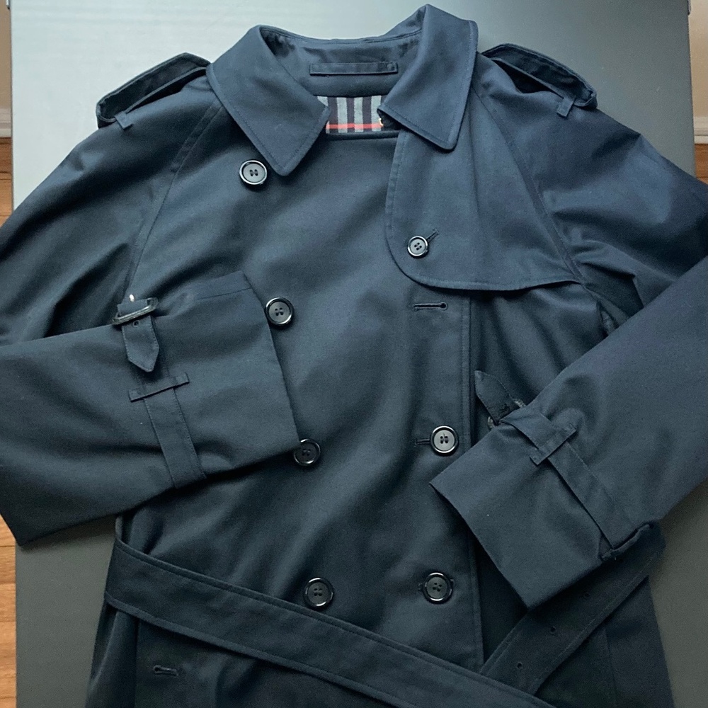Vintage 1980's 1990's Women's Burberrys' Navy Blue Long Trenchcoat 10 P Petite
